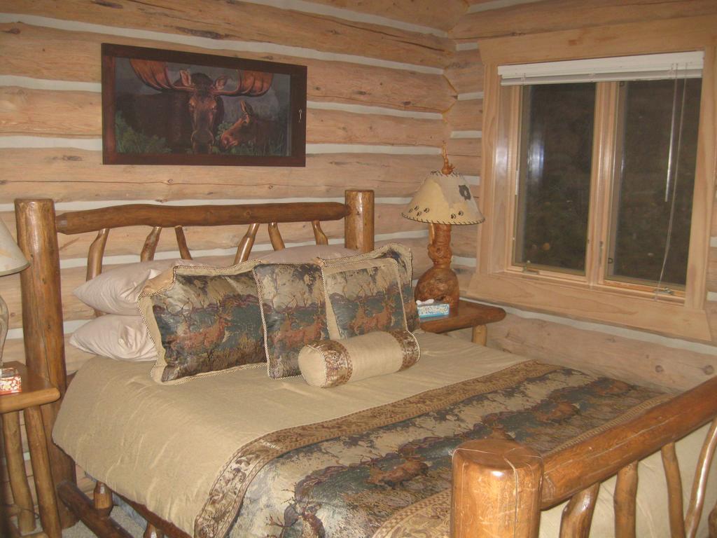 Rye Creek Lodge Darby Exterior photo