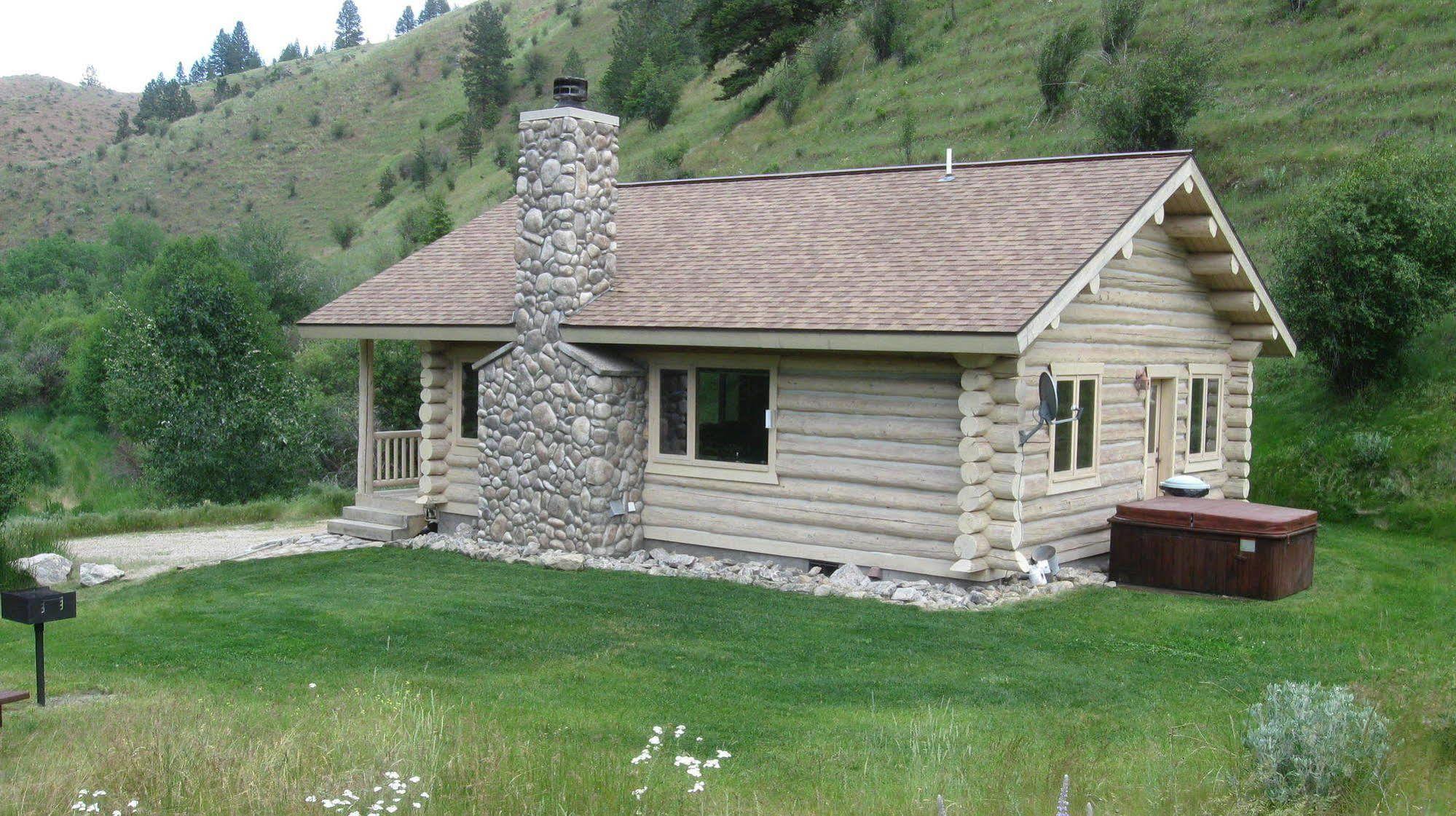 Rye Creek Lodge Darby Exterior photo