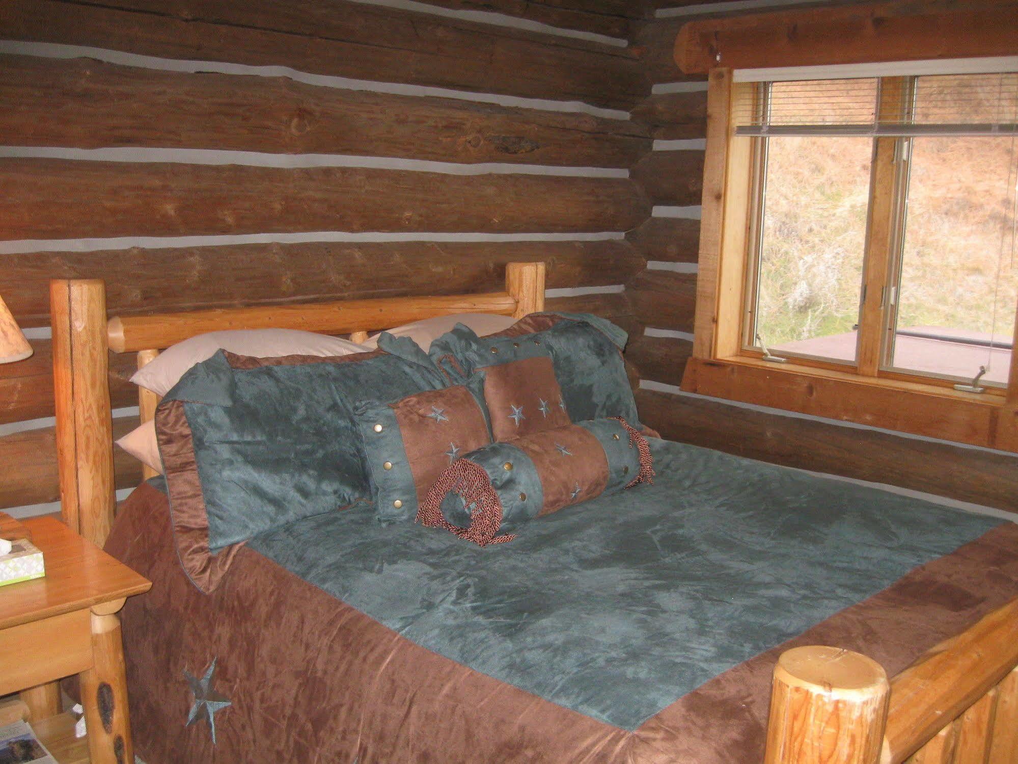 Rye Creek Lodge Darby Exterior photo